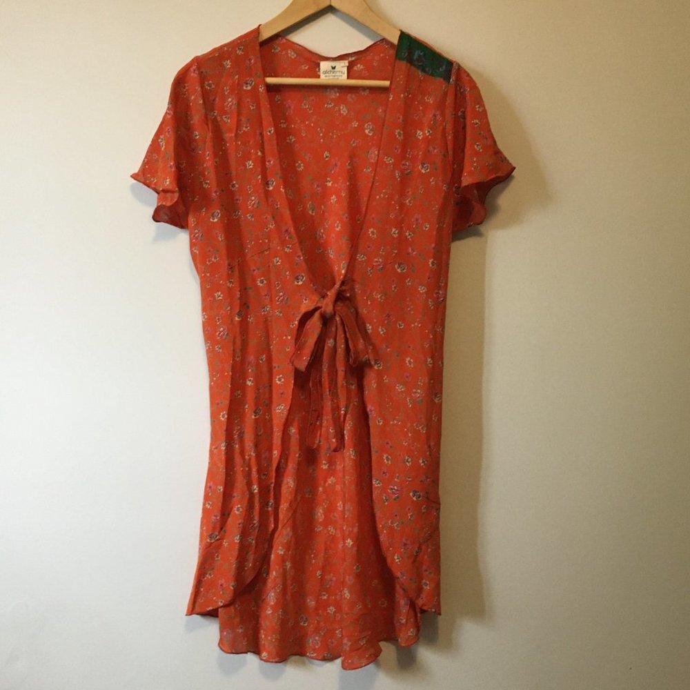 Alchemy Fashions 100% Silk Orange Ditsy Floral Tie Up Robe S